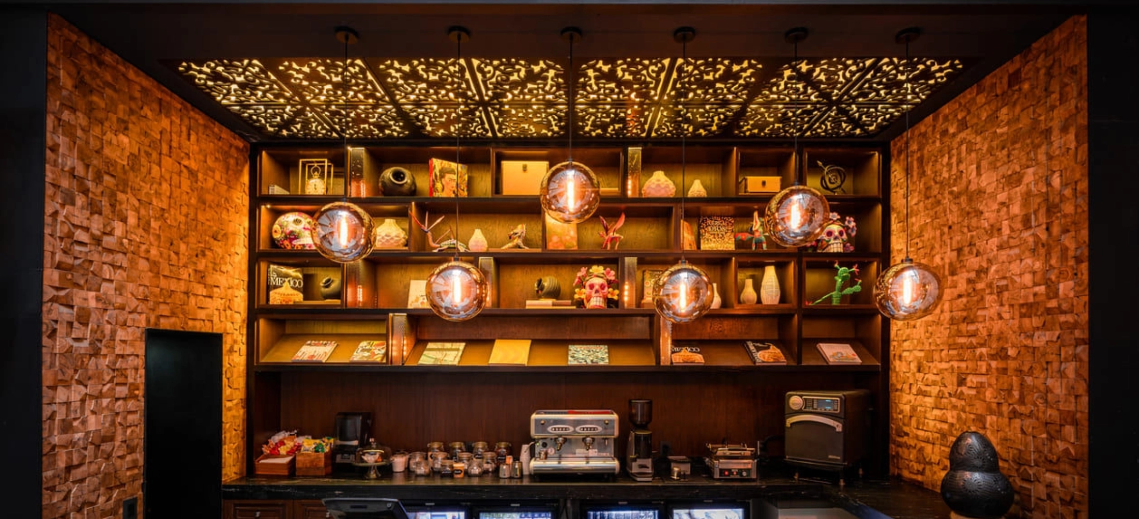 Banner Cafe Central@2X